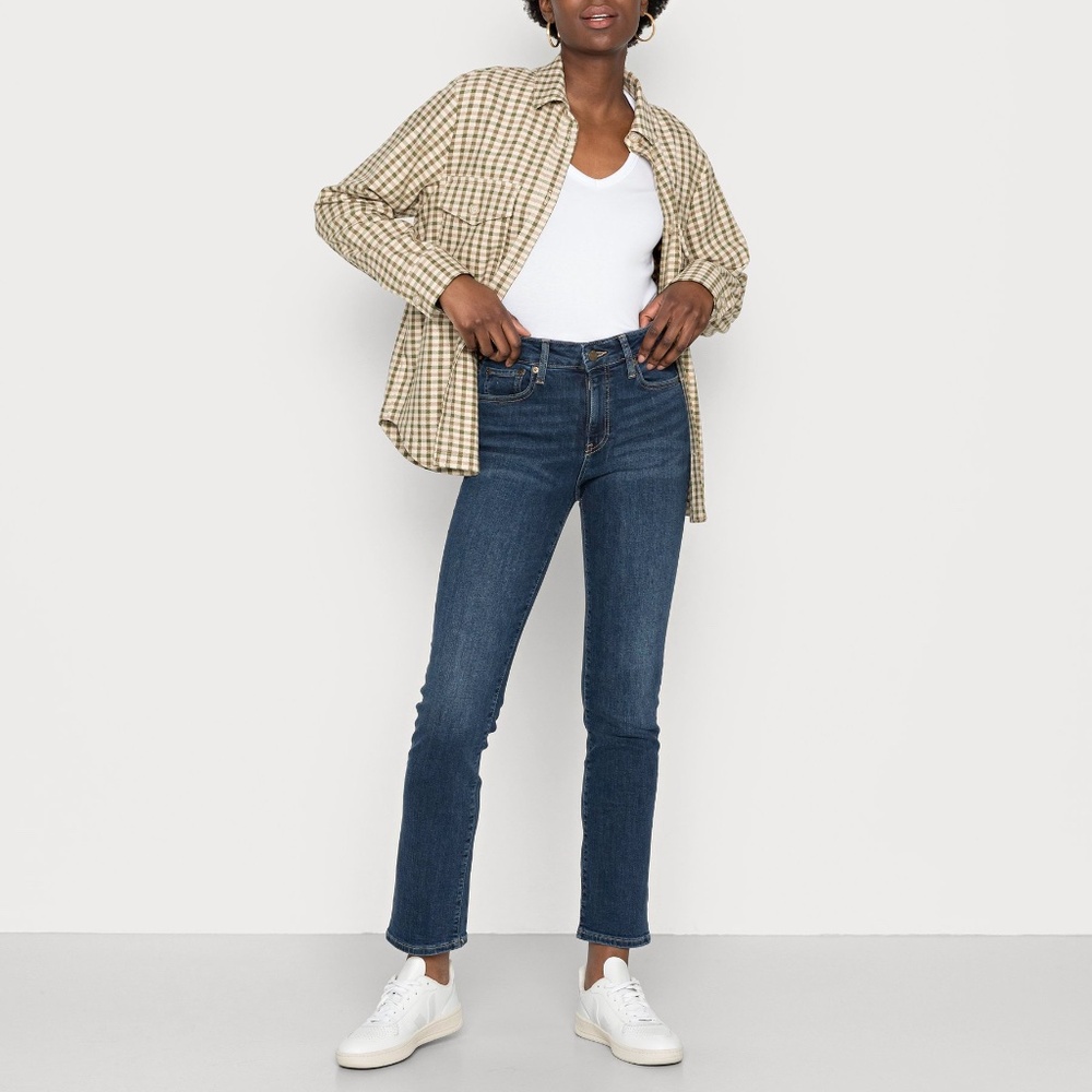 GAP Classic Straight Mid Rise Jeans size 16S